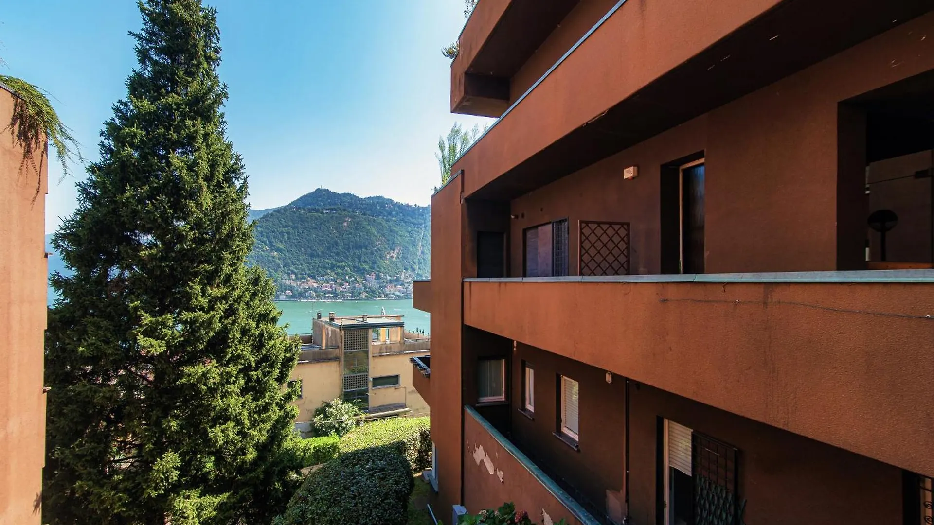 Apartment Bixio 2 By Quokka 360 - Close To Como Downtown